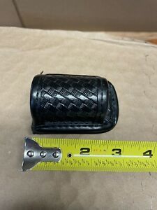 basketweave mini flashlight holder
