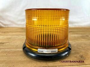 Whelen Amber Strobe Beacon Light - Magnetic Mount Model: 10-0542546-02 - 5&#034; Tall