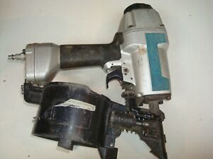 Makita AN611 Coil Siding Nailer Fencing Roofing 1 1/4 - 2 1/2&#034;