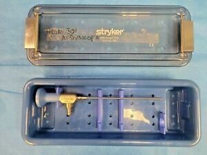 Stryker 505-127-030 Ideal Eyes 2.7 mm, 30° Autoclavable Arthroscope, Speed-Lock