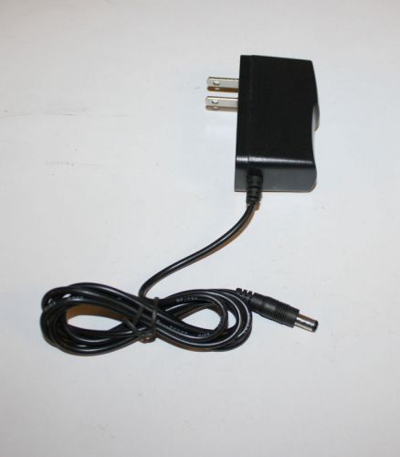 genuine REPLACEMENT SF-689B AC/DC ADAPTER 5V 1000mA