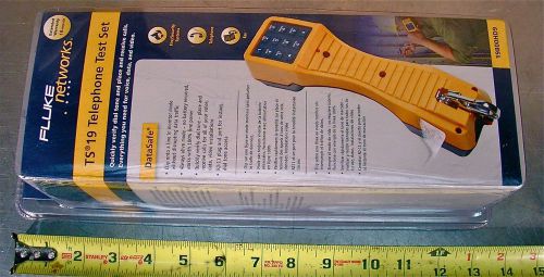 Fluke networks no. ts19, # 19800hd9, test set / butt set w/line connector - new for sale