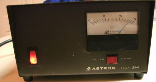 ASTRON RS 12M 13 8VDC POWER SUPPLY W/METER 9 AMPS CONT 12 AMPS 50% DUTY CYCLE