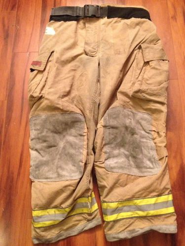 Firefighter pbi bunker/turn out gear globe g xtreme used 46w x 30l 2006 for sale