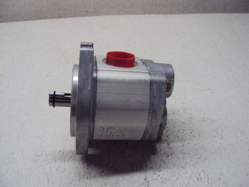 Prince hydraulic gear pump sp20b08a9h2-r  new for sale