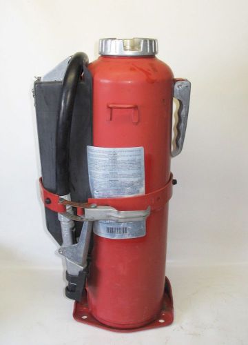 Ansul Red Line 20 Lb BC Fire Extinguisher w/ Wall Hook and Wall Bracket