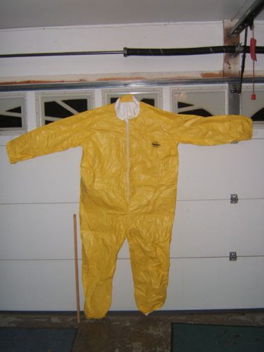 Poly Coated Tyvek Suit  SIZE 6XL