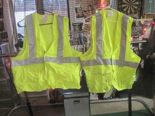 Lot of 2 - 3M  Reflective Safety Vest  One Size Fits Most - Bright Green - Used