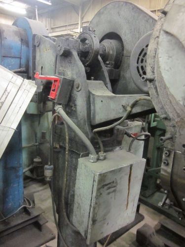 (1)  Chicago Model # 921 - Mechanical Type Riveting Machine - Used - AM7617