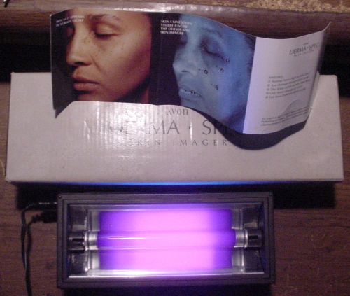 Small UV Lamp Avon’s &#034;Derma-Spec&#034; imager designed for skin evaluation and can be
