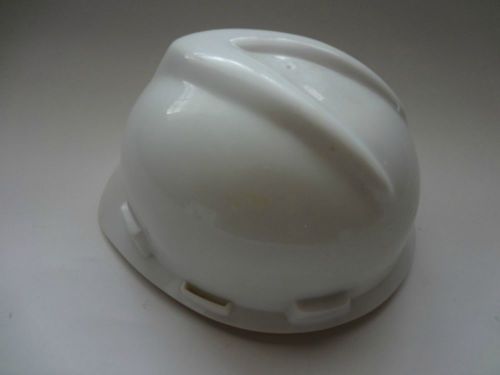 CONSTRUCTION HARD HAT WHITE, ONE SIZE FITS ALL, NEVER USED.