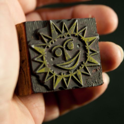 Smiling Sun Letterset Printing Block, Mounted on Wood, 1 5/8&#034; x 1 3/8&#034; - Vintage