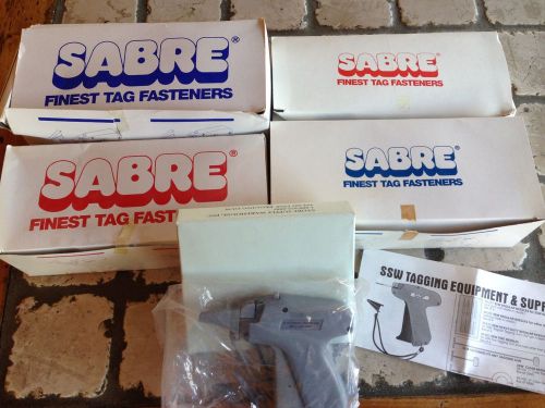 Sabre Lot Fine Tagging Gun Plus 4 Boxes Different Size Fasteners Tags Barbs