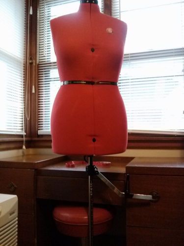 Dress Form DF251 Mannequin Adjustable Garment Clothes Sewing M L Red SINGER