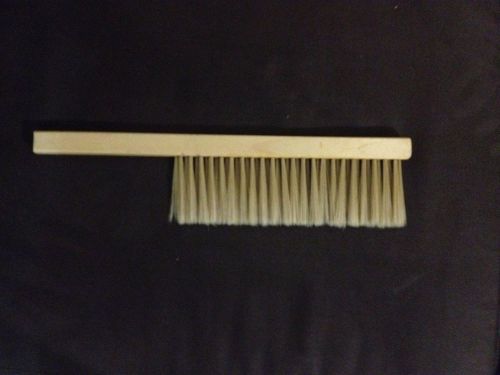 Bee Brush Nylon Fibre - 2 nos