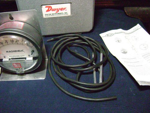 USED - Dwyer Magnehelic Gauge W32U 15 PSIG