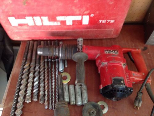 Hilti TE72 Hammer Drill  120 volt w/ Drll Kit -Used see pics for parts included