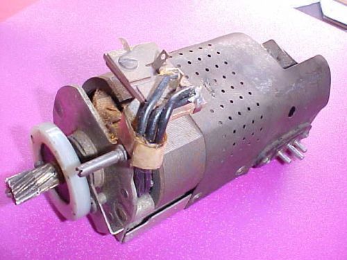110 Vac governed small machine drive motor adjustable constant speed &amp; torque