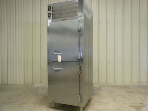 Traulsen RDH132WUT-HHS Refrigerated and Heated Cabinet