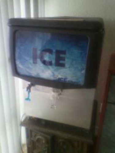 Ice O Matic Ice/Water Dispenser Working Condition