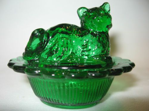 dark hunter green glass salt cellar celt cat kitten on nest basket dish emerald