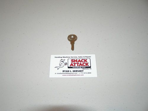 *VM-150 SNACK TIME MACHINE DUNDUS FR #09 KEY for Top Lid / New*