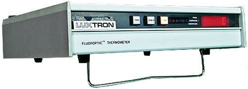 Luxtron 1000A/S/R Fluoroptic Thermometer