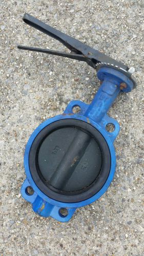 Six 6&#034; wafer style butterfly valves for sale