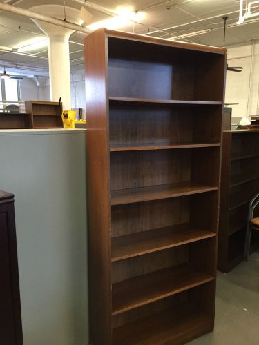 BOOKCASE in MED WALNUT COLOR WOOD 84&#034;H