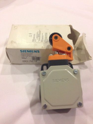 Siemens 3SE3 100-1E Limit Switch 3SE31001E New With Activator Lever