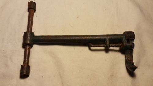 Basin wrench american pipe tool co chicago- spring load- vintage large handle for sale