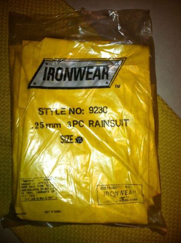 IRONWEAR Industrial 3 Pc Rainsuit XXL never Used Work Gear .25mm Handyman !!!