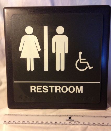 BRAILLE ADA-Restroom Sign:Women-Men-Handickap-accessiblew/Base/Plastic-9.5&#034;x9.5&#034;