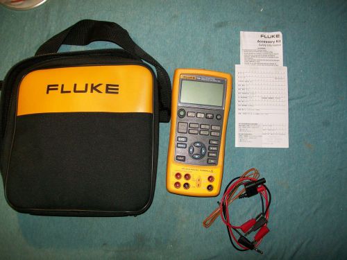 NEW Fluke 725 Multifunction Process Calibrator Kit with Carry Bag Unused
