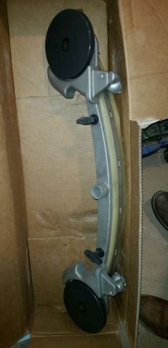 SQUEEGEE ASSY,  FLOOR SCRUBBERS, NEW