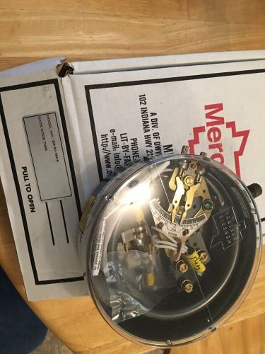 Mercoid dwyer da-31-153-7 pressure switch new for sale