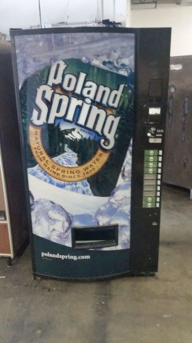 Vendo V721 Vending Machine Soda Water Monster  Cans/Bottles