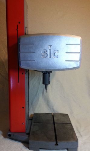 SiC Marking 2009 C151-Z-A Complete Engraving Machine E8 Controller w/Autosensing