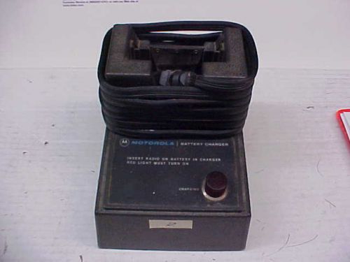 Rare Motorola mt500 ht210 slim line portable radio rapid charger nln4557b #a698