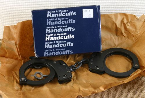 Smith &amp; Wesson Handcuffs