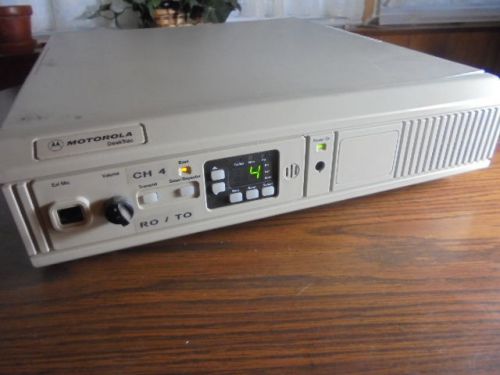 Motorola Desktrac Maxtrac Consolette UHF 444-470 40W 32Ch L44SUM70DOB Base Radio
