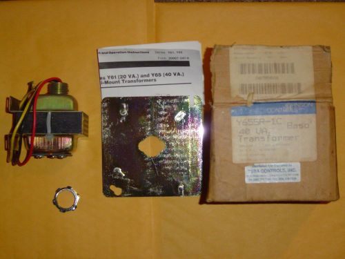 Johnson Controls Baso Y655R1C 40 VA 208/240V 24V Transformer NIB