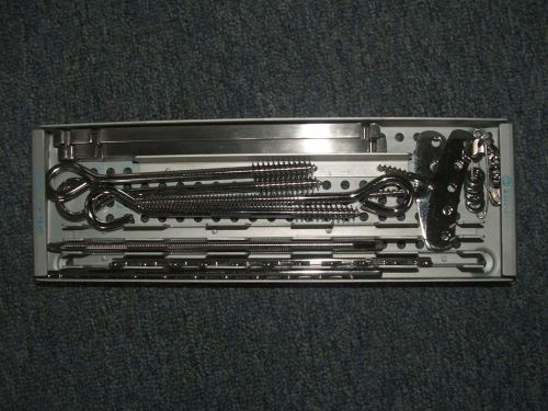 Zimmer Pelvic Traction Screws And Components With Tray