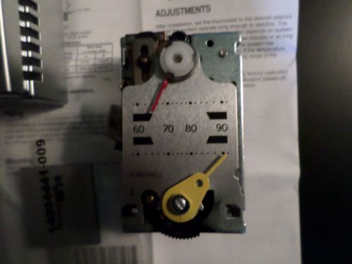 NEW IN BOX HONEYWELL TP970A 2259 PNEUMATIC THERMOSTAT