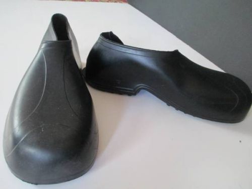 Men&#039;s Size 2XL Overshoes Black Plain Toe Tingley Galoshes
