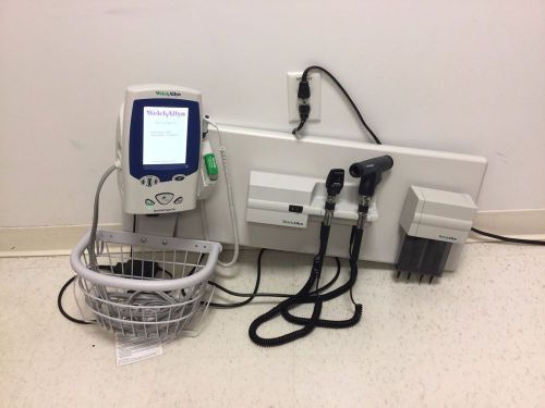 Welch Allyn 767 Integrated Wall Diagnostic With Spot LXI Vital Signs Monitor