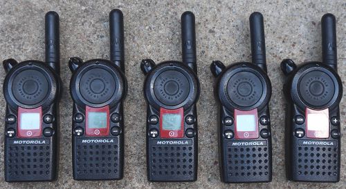 Motorola CLS1810T UHF Radios “AS IS” for Parts or Repair 5 Pcs.
