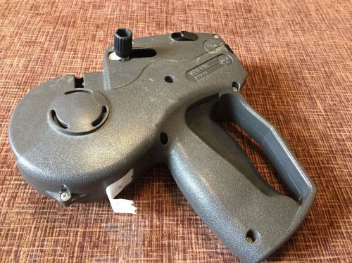 Monach paxar 1131 pricing gun  used pricing gun dark grey for sale