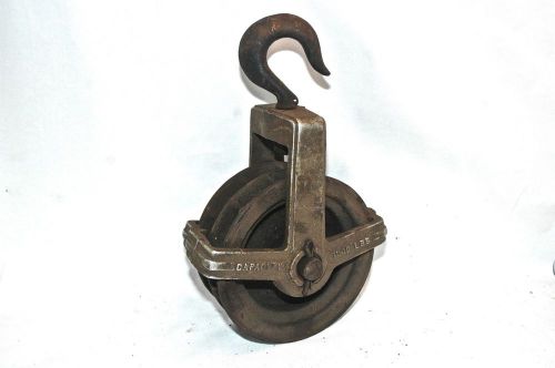 Vintage 1000 lb ** double chain hoist pulley ** 1/2 ton barn block &amp; tackle part for sale