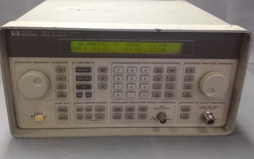 HP 8647A 200 kHz-1000 MHz Signal Generator